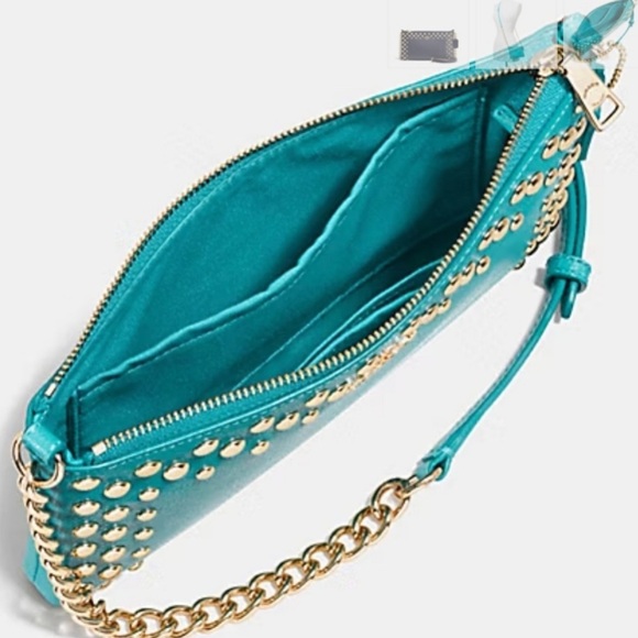 COACH Studded Cross Grain
Leather Quinn Crossbody F53140
Cadet Blue - Picture 12 of 15